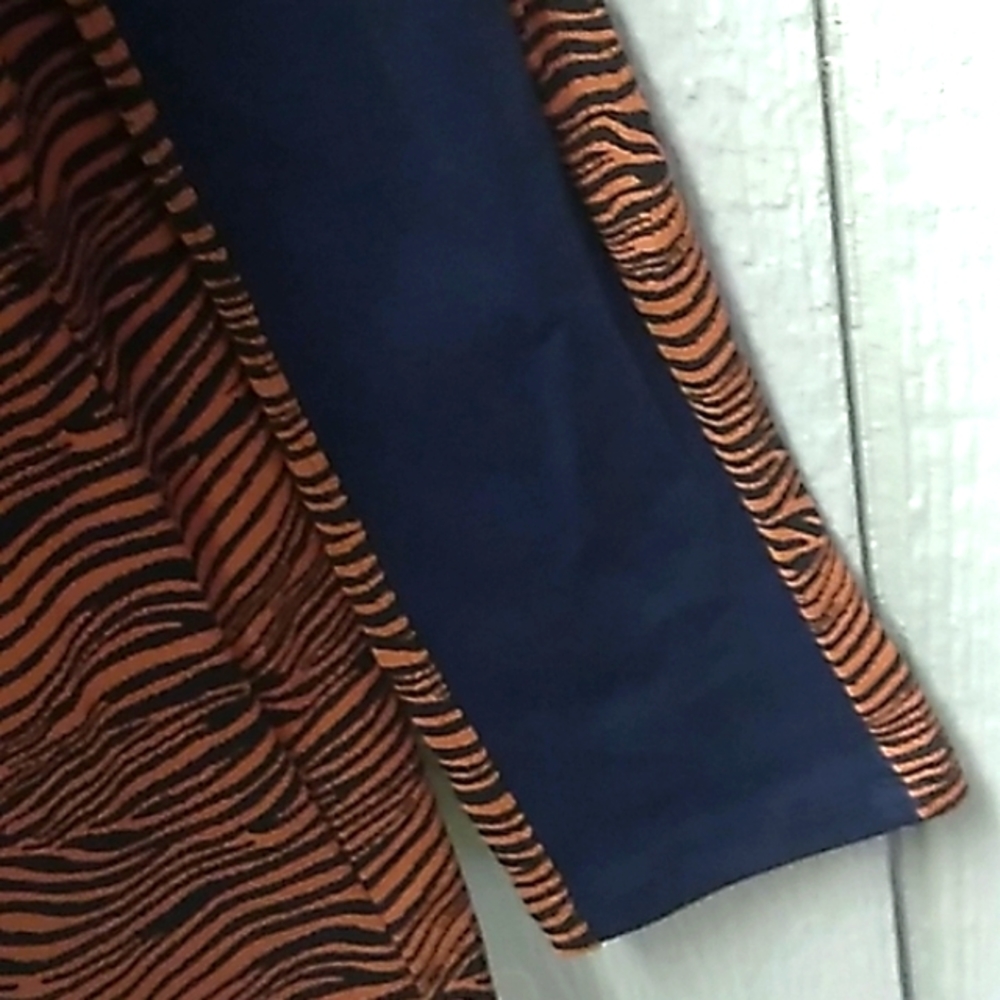 Statement Jacket! - image 5